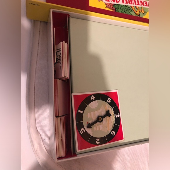 🎠Vintage Disney’s Jungle Cruise Board Game - 790 $40 or $35 w/offer - Picture 4 of 4